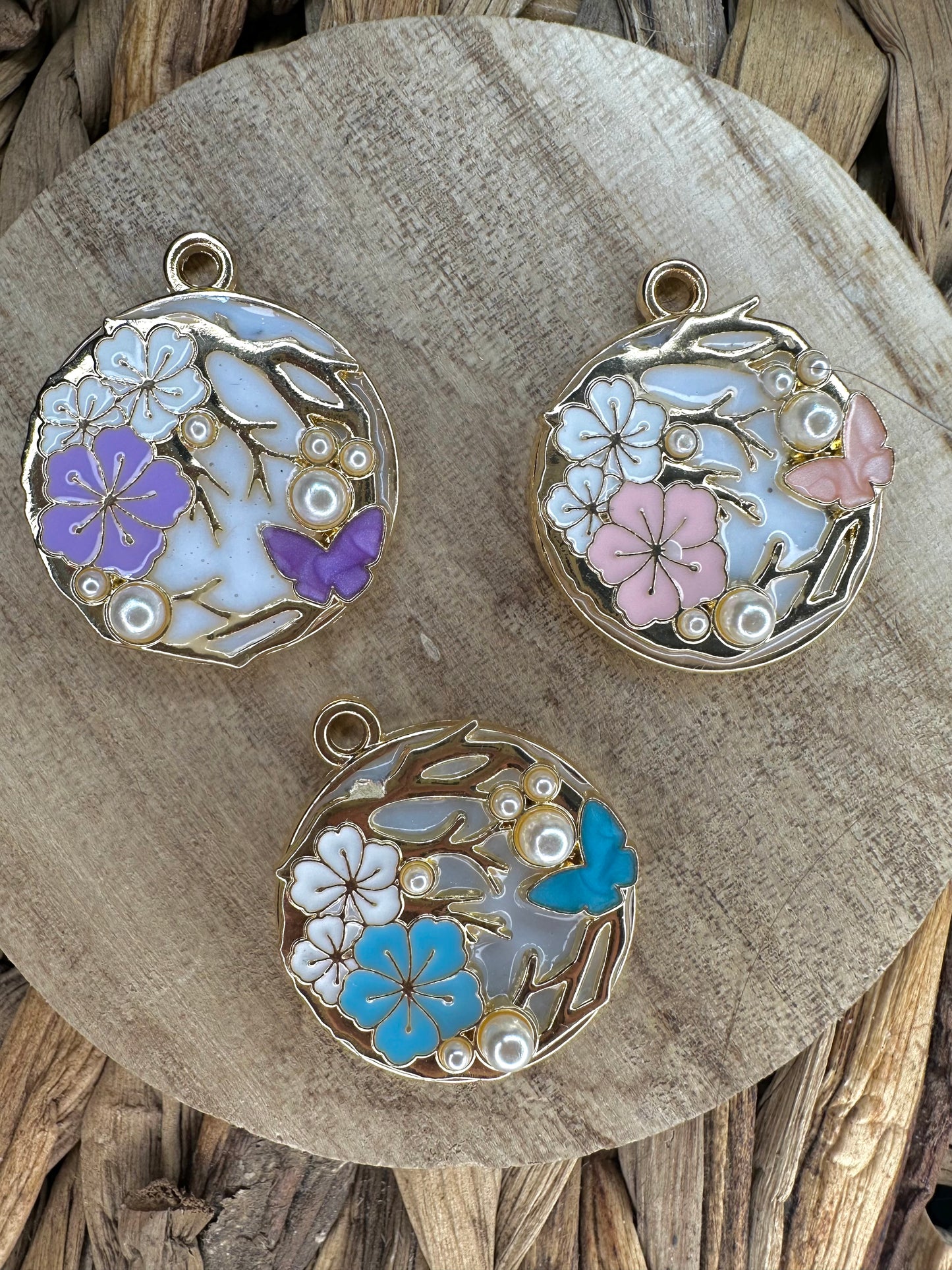 Pearl blossom