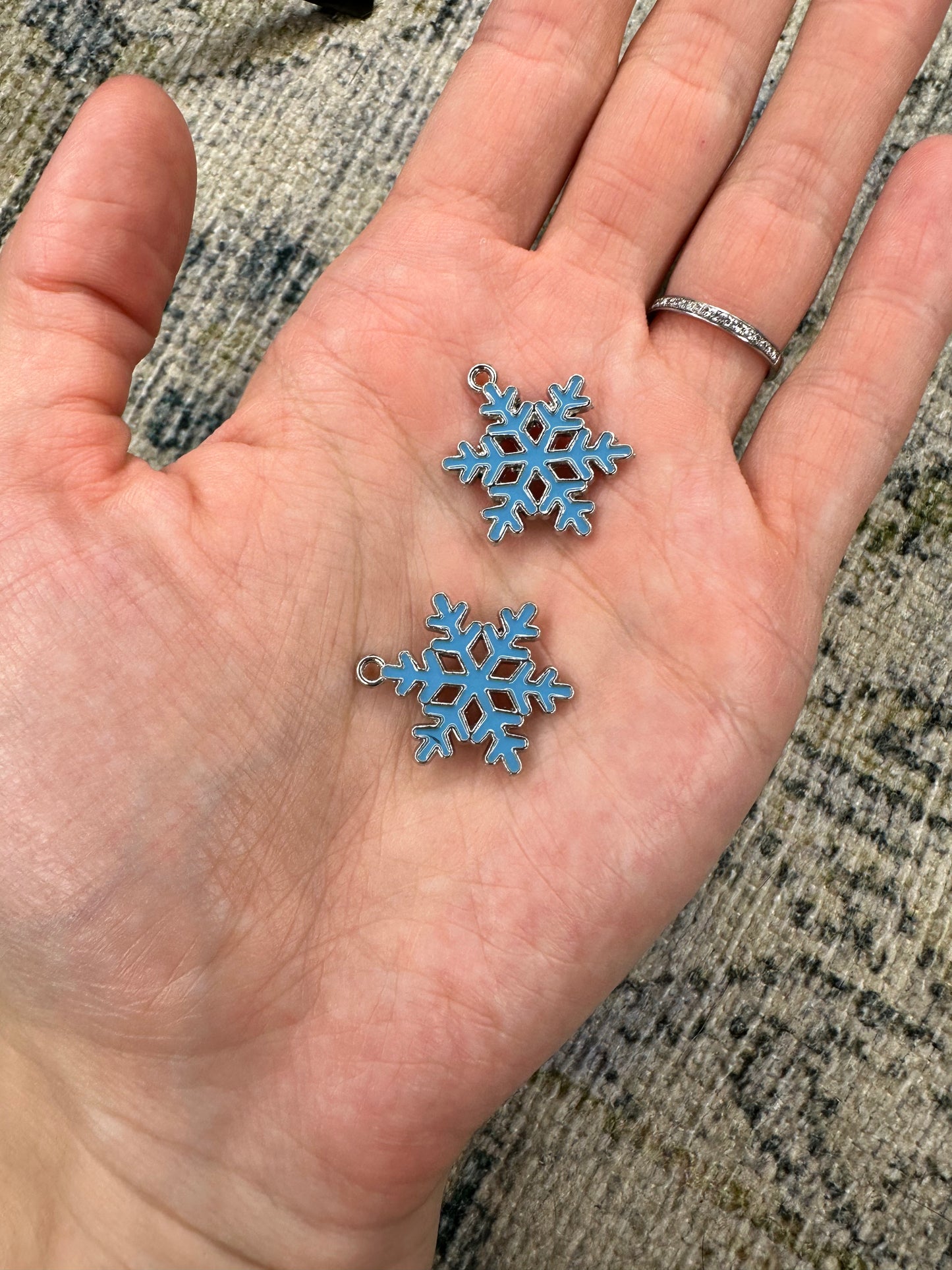 Light blue snowflake